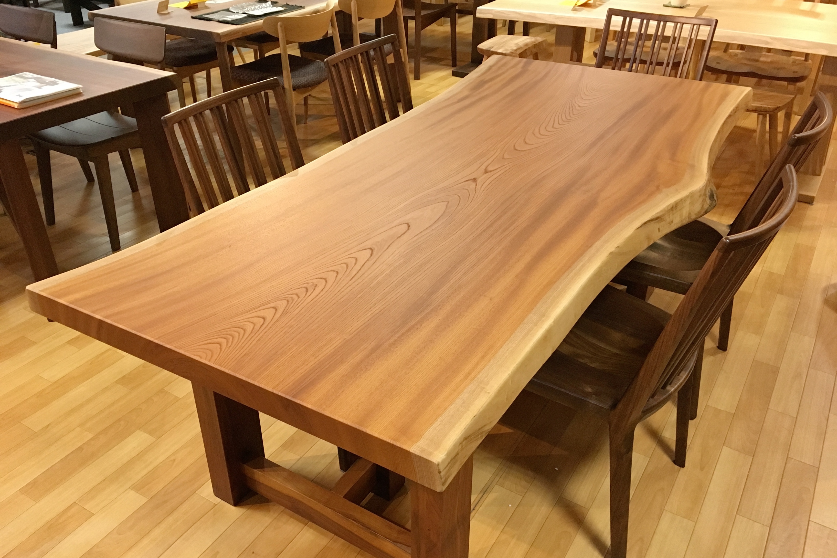 机・テーブル欅１枚板テーブル