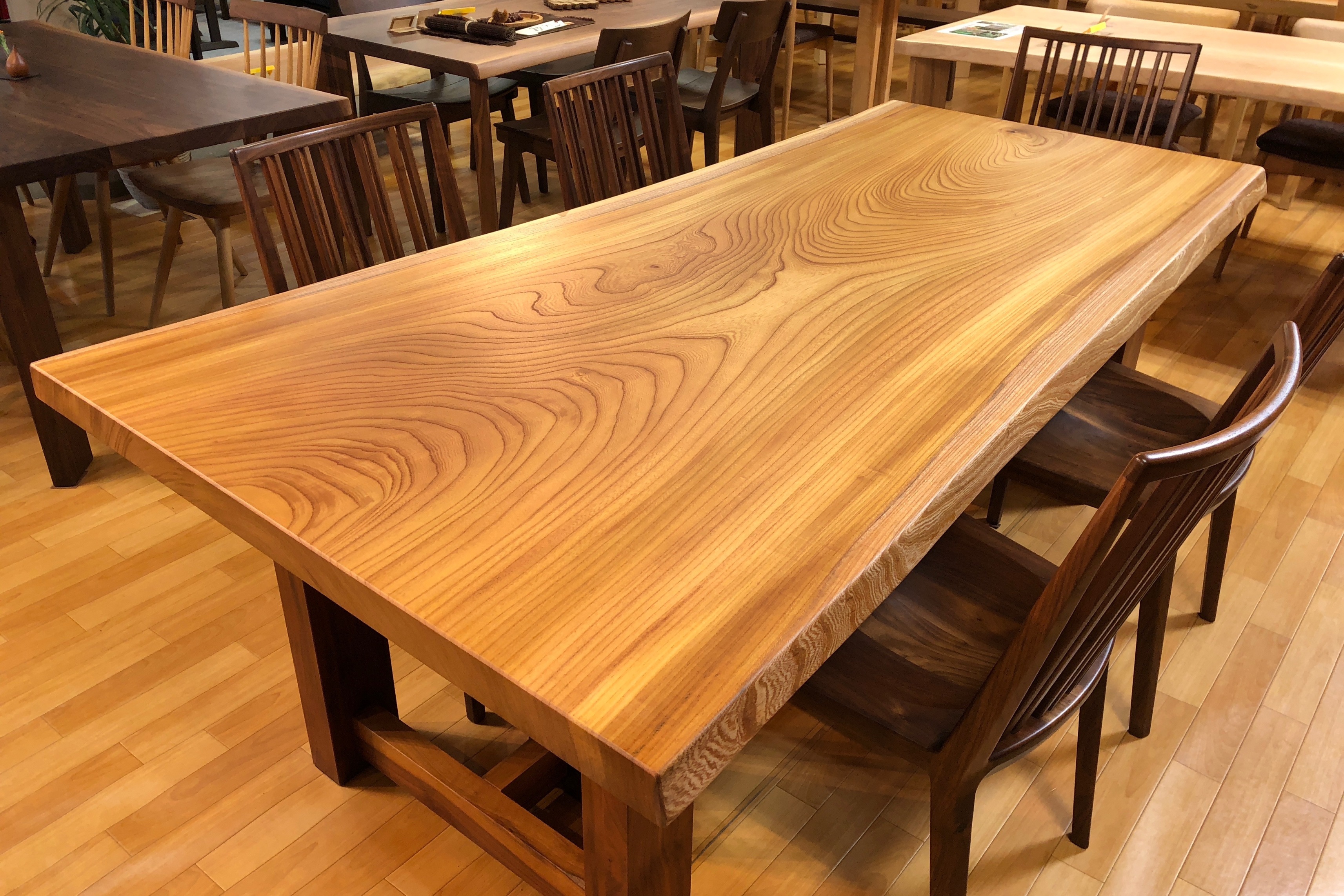 たのめる便 木の王様 欅 耳つき 天板 テーブル - センターテーブル